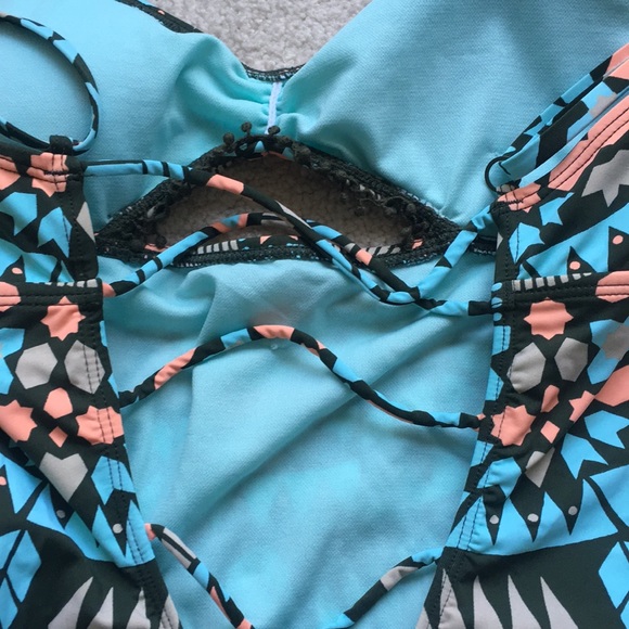 BikiniLab Folk Up the sun one piece swimsuit - Picture 5 of 5